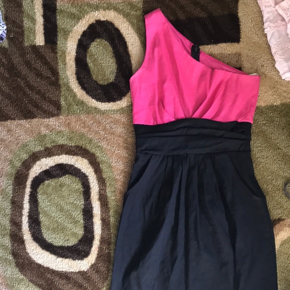 Black and pink dress - Picture 1 of 3